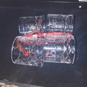 Vintage set of 4 crystal napkin ring holder